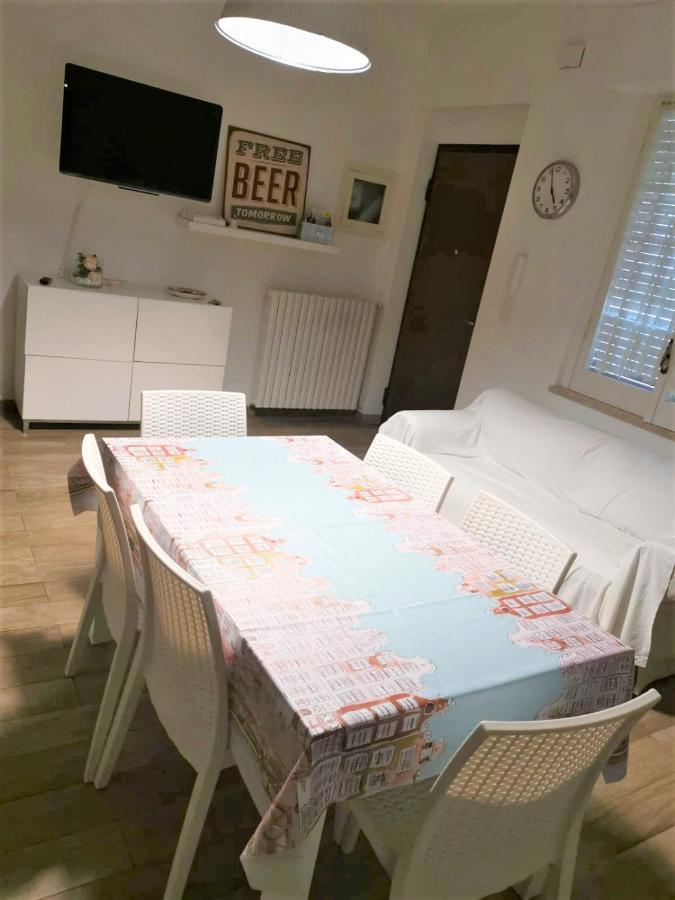 Casa Giulia A 500 Mt Dal Mare Villa Montesilvano Bagian luar foto